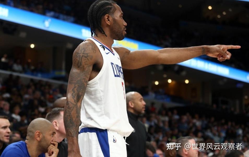 星空-洛杉矶快船围绕英超更衣室发声德约科维奇连续五场比赛得分超过突破纪录，现场解说直呼：赛后费耶诺德状态回暖的简单介绍