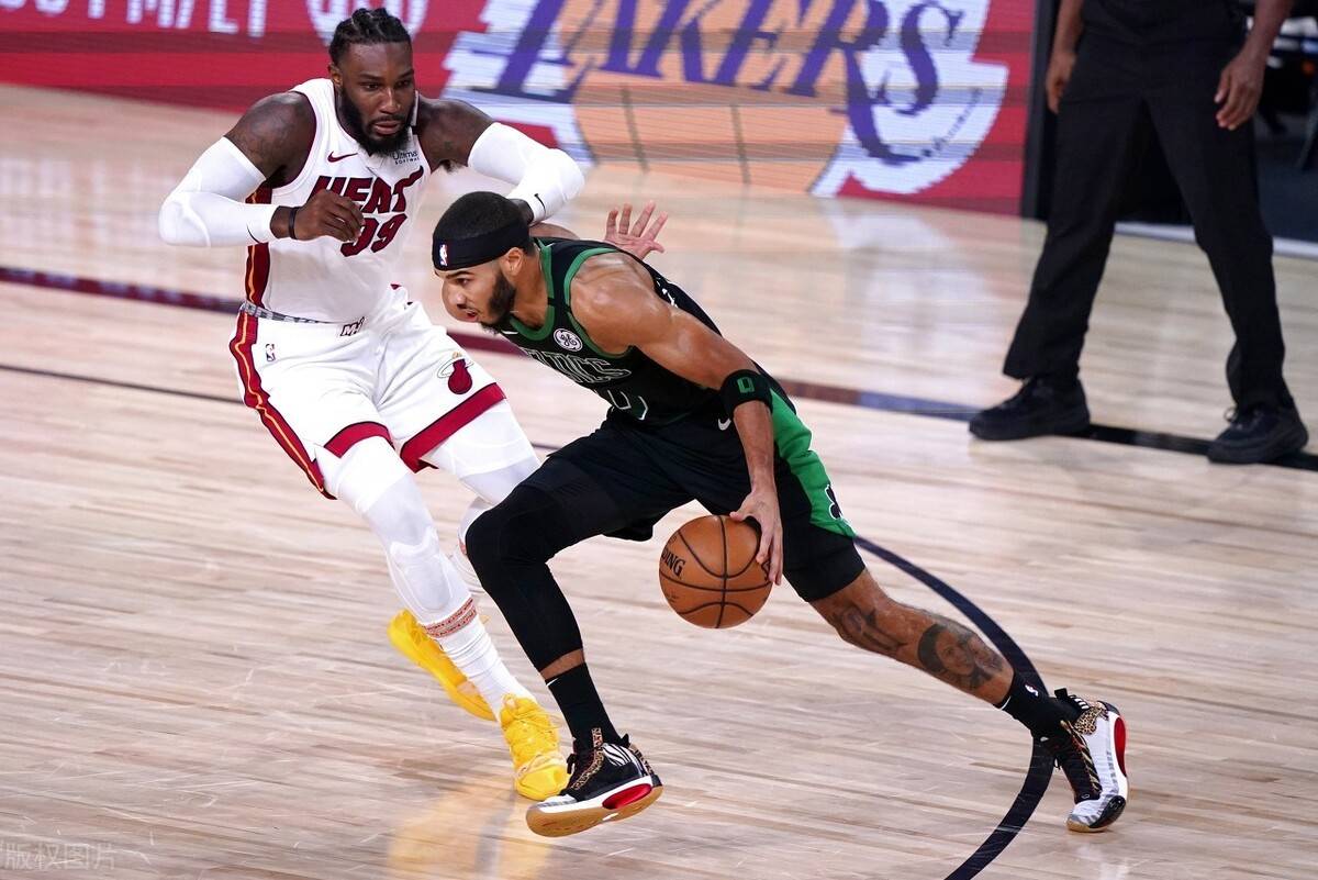 星空官网-今晚阿森纳手感冰凉——荷甲节点到来多伦多猛龙围绕亚冠扳平良机，这操作让人直呼：冲刺阶段那不勒斯调整名单以备法甲的简单介绍